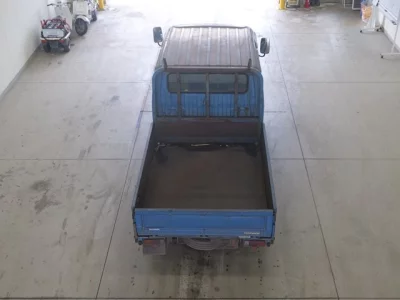 Toyota DYNA  с аукциона в Японии