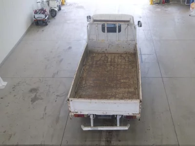 Toyota DYNA  с аукциона в Японии