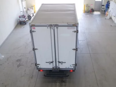 Toyota DYNA  с аукциона в Японии