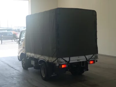 Toyota DYNA  с аукциона в Японии