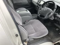 Toyota HIACE VAN лот № 20628 оценка 3.5  с аукциона в Японии 7