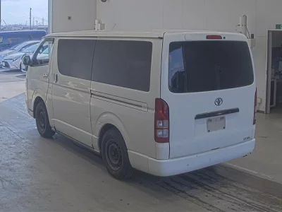 Toyota HIACE VAN  с аукциона в Японии