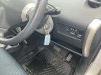 Toyota IST лот № 20412 оценка 4  с аукциона в Японии 5