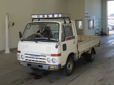 Nissan ATLAS  с аукциона в Японии