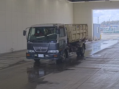 Nissan CONDOR