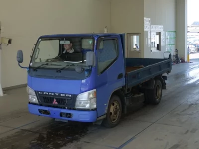 Mitsubishi Fuso Canter
