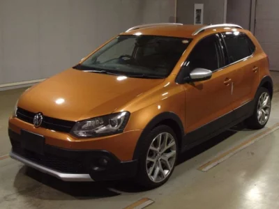 Volkswagen CROSS POLO  с аукциона в Японии