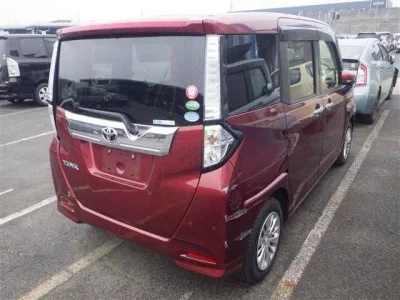 Toyota TANK