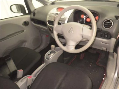 Mitsubishi I
