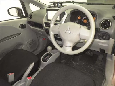 Mitsubishi I