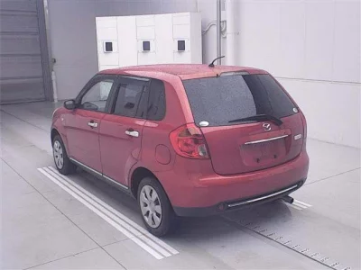 Mazda Verisa