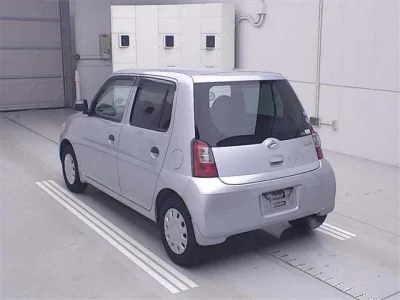 Daihatsu Esse