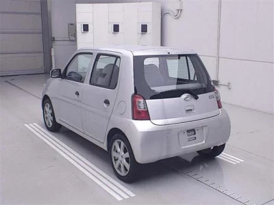Daihatsu Esse  с аукциона в Японии