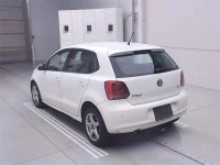 Volkswagen Polo лот № 70118 оценка 3.5  с аукциона в Японии 1