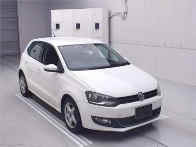 Volkswagen Polo  с аукциона в Японии