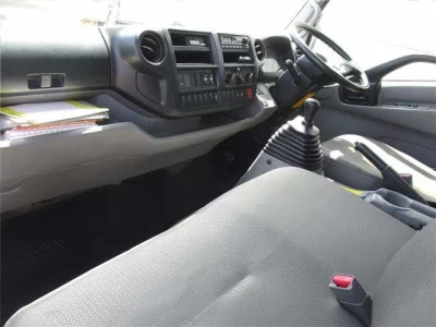 Hino DUTRO  с аукциона в Японии