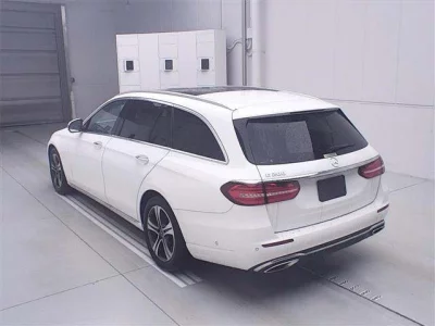 Mercedes-Benz E CLASS WAGON  с аукциона в Японии