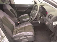 Volkswagen Golf лот № 70013 оценка 3.5  с аукциона в Японии 4