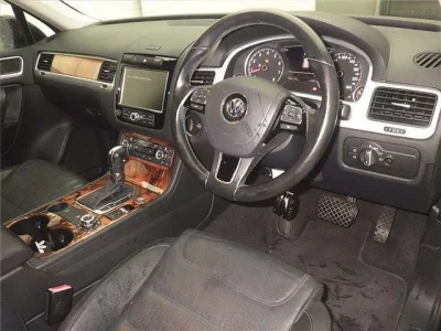 Volkswagen Touareg  с аукциона в Японии