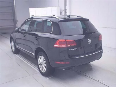 Volkswagen Touareg  с аукциона в Японии