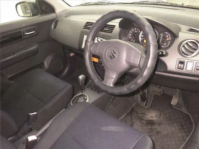 Suzuki SWIFT  с аукциона в Японии