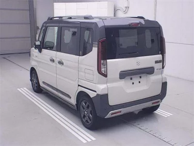 Suzuki Spacia Gear