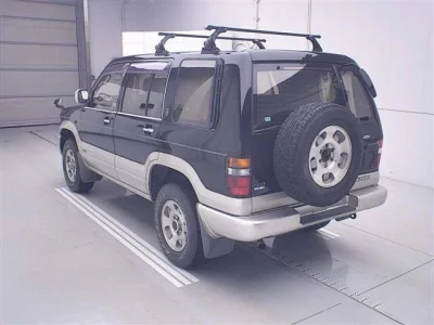 Isuzu BIGHORN
