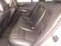 Volvo V60 лот № 60353 оценка 4  с аукциона в Японии 6
