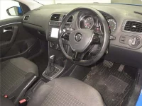 Volkswagen Polo лот № 70421 оценка 3.5  с аукциона в Японии 2