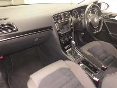 Volkswagen Golf  с аукциона в Японии