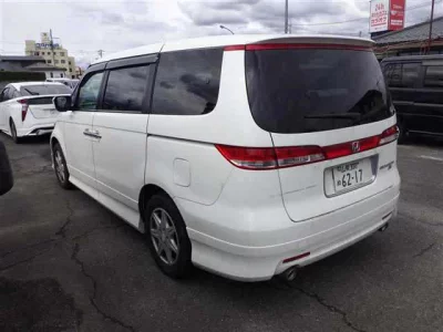 Honda ELYSION  с аукциона в Японии