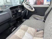 Mazda BONGO лот № 11 оценка R  с аукциона в Японии 4