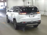 Chrysler JEEP COMMANDER лот № 370 оценка 4.5  с аукциона в Японии 4