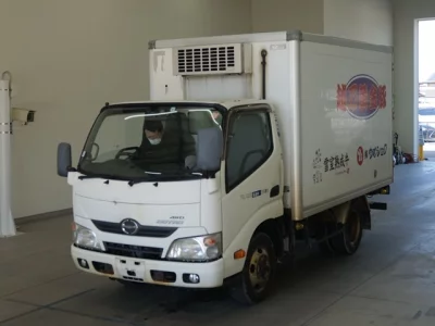 Hino DUTRO  с аукциона в Японии