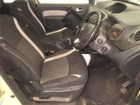 Renault KANGOO лот № 70286 оценка 3.5  с аукциона в Японии 4