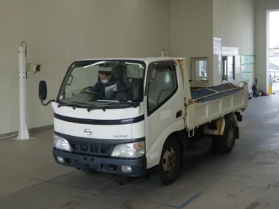 Hino DUTRO  с аукциона в Японии