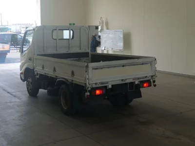 Hino DUTRO  с аукциона в Японии