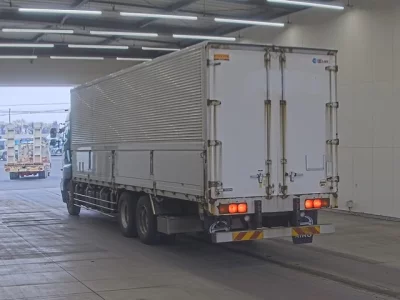 Hino PROFIA