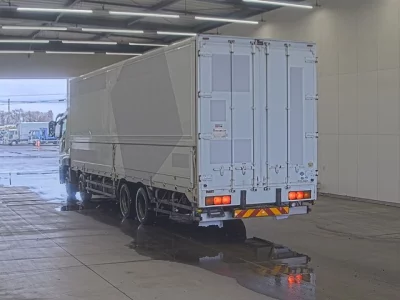 Mitsubishi FUSO SUPER GREAT