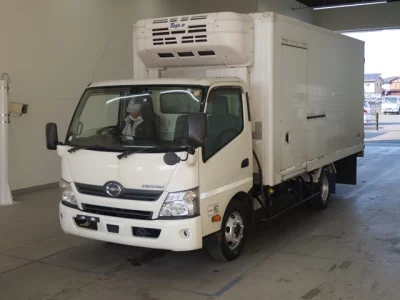 Hino DUTRO  с аукциона в Японии