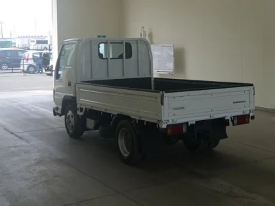 Mazda Titan