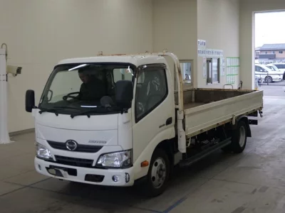 Hino DUTRO  с аукциона в Японии