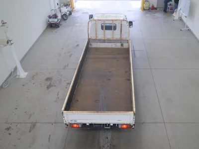Hino DUTRO  с аукциона в Японии