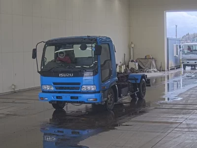 Isuzu FORWARD