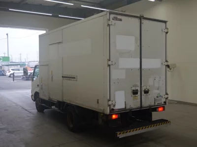 Hino DUTRO  с аукциона в Японии