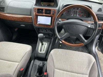 Mitsubishi Pajero iO