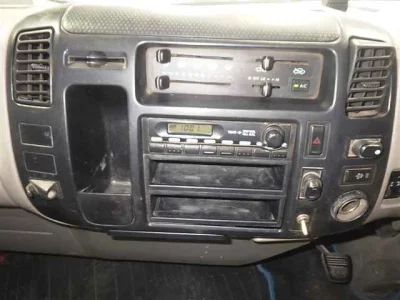 Hino DUTRO  с аукциона в Японии