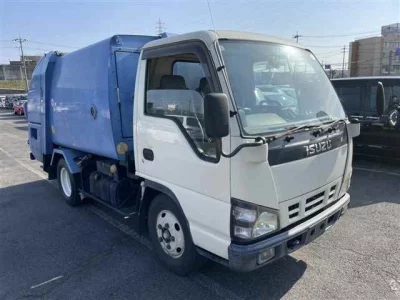 Isuzu ELF