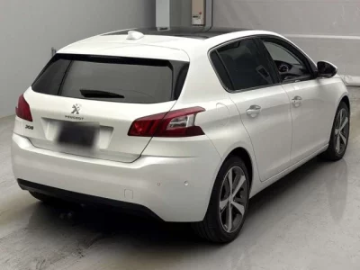 Peugeot 308  с аукциона в Японии