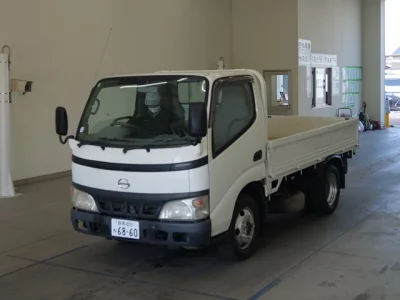 Hino DUTRO  с аукциона в Японии